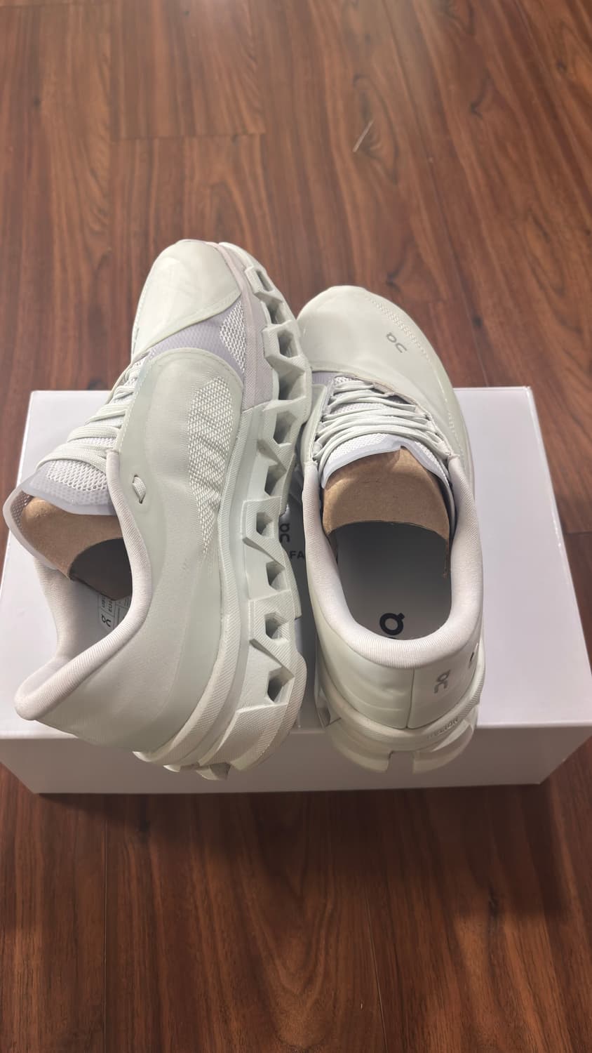 (W) 온 러닝 x 포스트 아카이브 팩션 상품이미지4