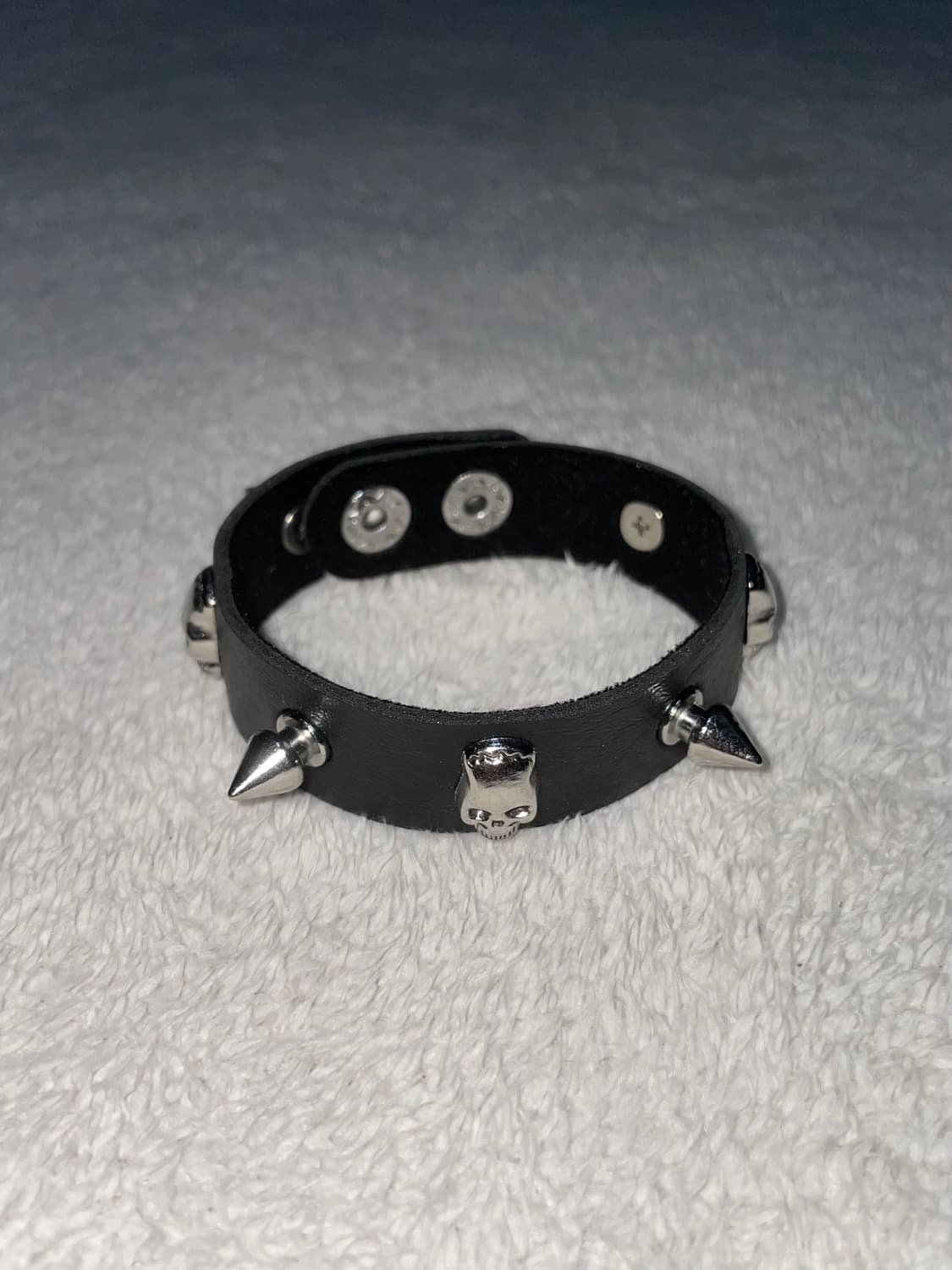 Skull stud bracelet 펑크 해골 스터드 팔찌 상품이미지2