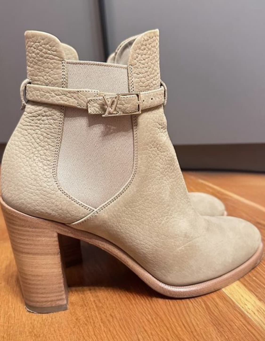 LOUIS VUTTION 루이비통 앵클부츠(38 사이즈)해외발송 상품이미지2