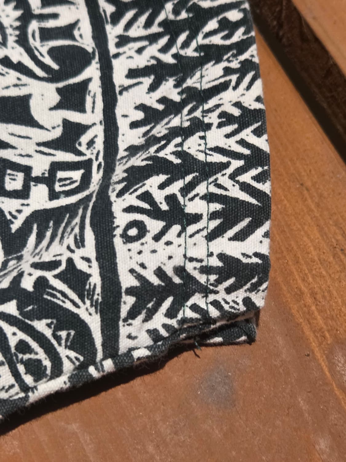 에스닉 패턴 티셔츠 상품이미지3