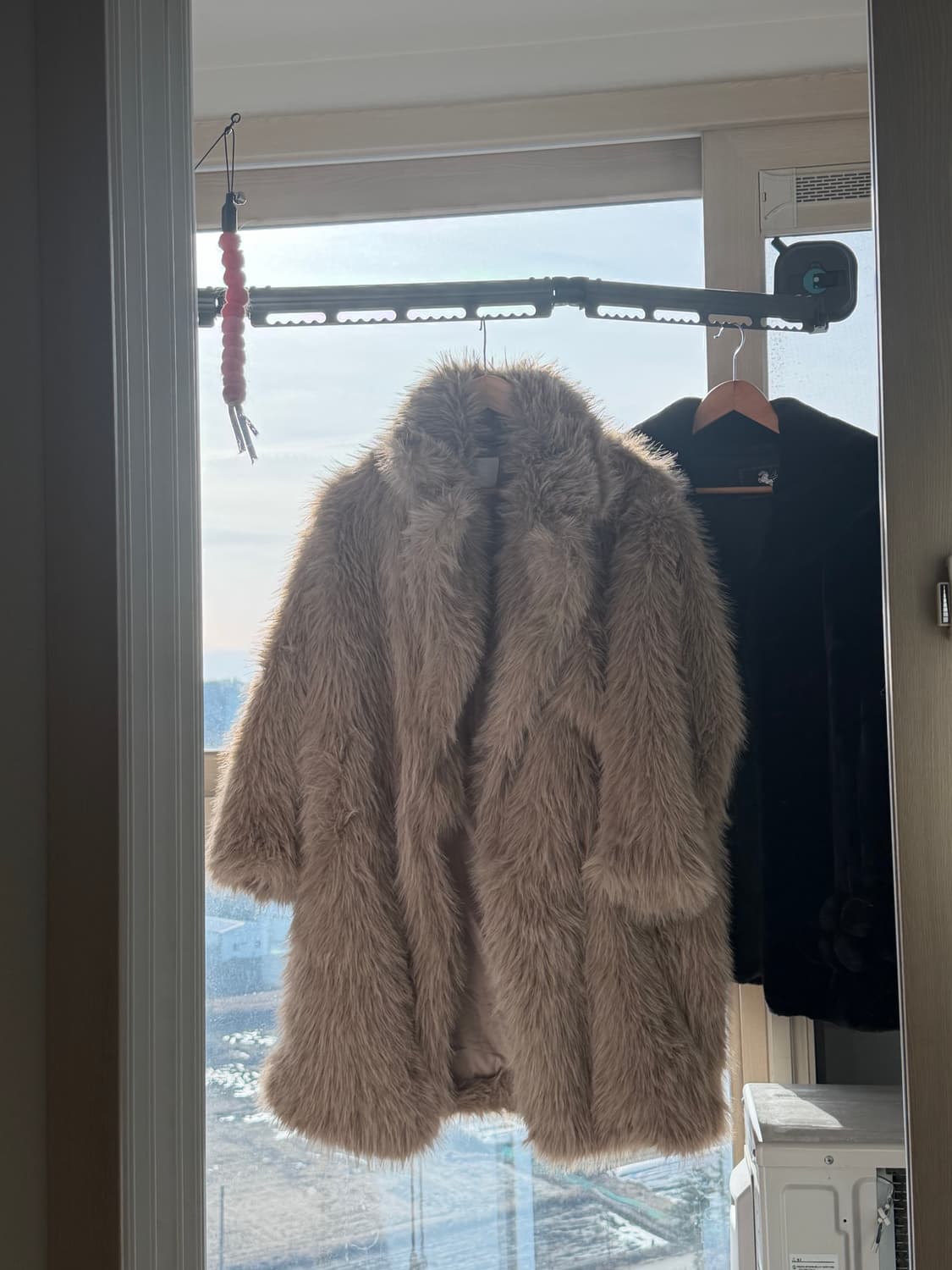 H&M 페이크 퍼 상품이미지1