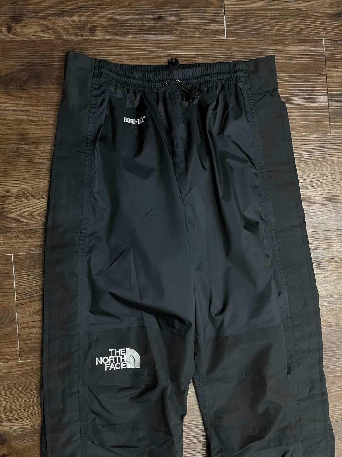노스페이스 고어텍스 마운틴 나일론 팬츠 블랙 상품이미지2