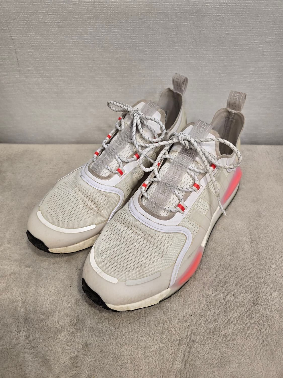 아디다스 NMD V3 화이트 운동화 스니커즈  290 상품이미지1