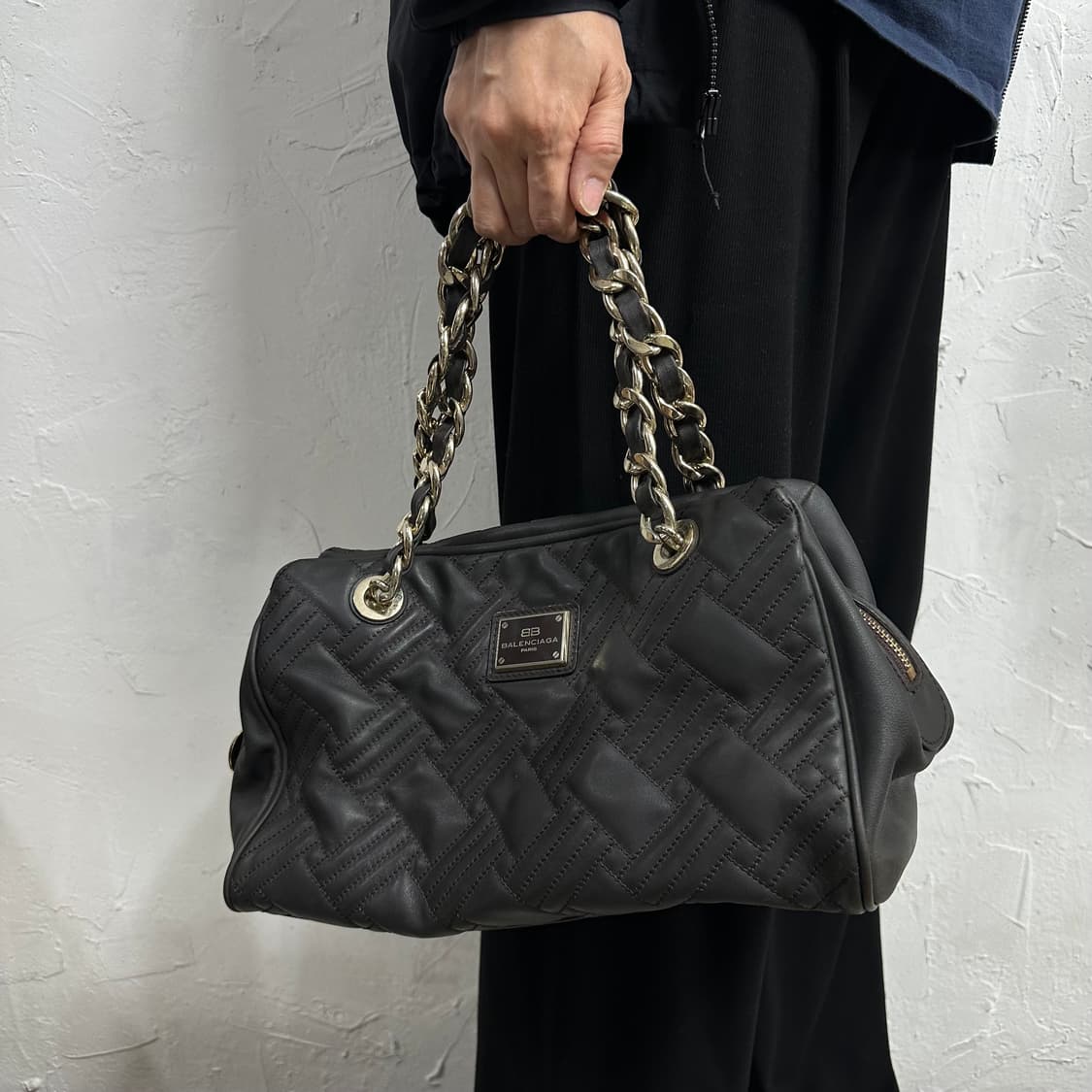발렌시아가 BB 퀼팅 체인 토트백 상품이미지9