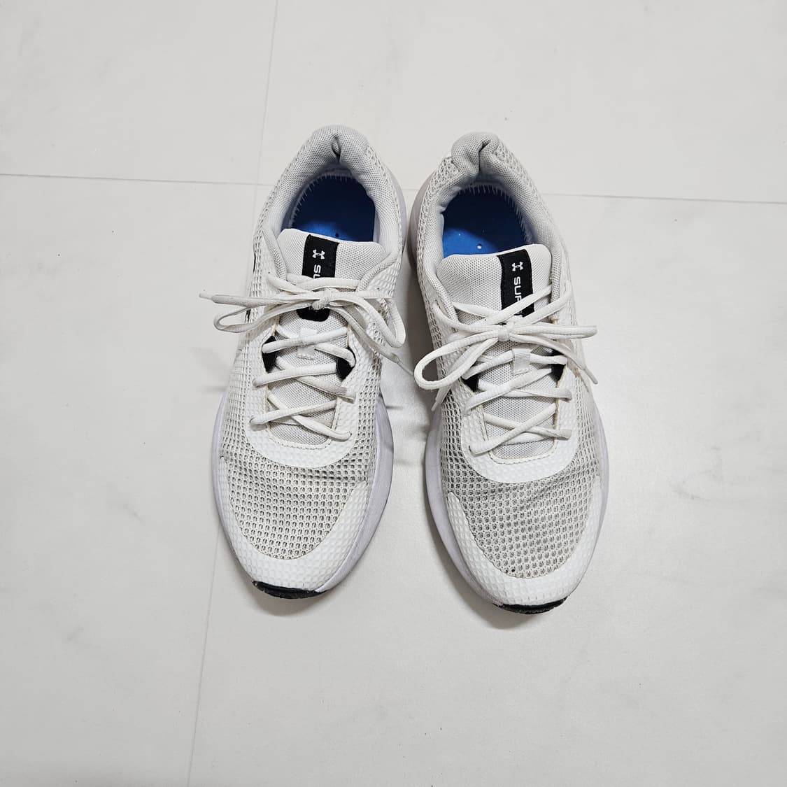 언더아머 UA 써지3 런닝화 280mm 상품이미지2