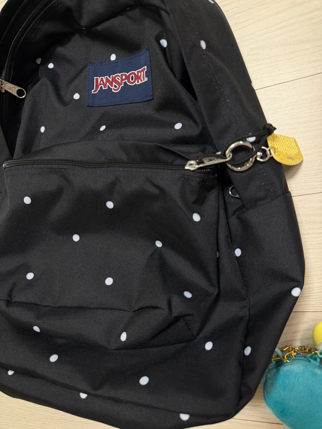 잔스포츠 도트 백팩 상품이미지3