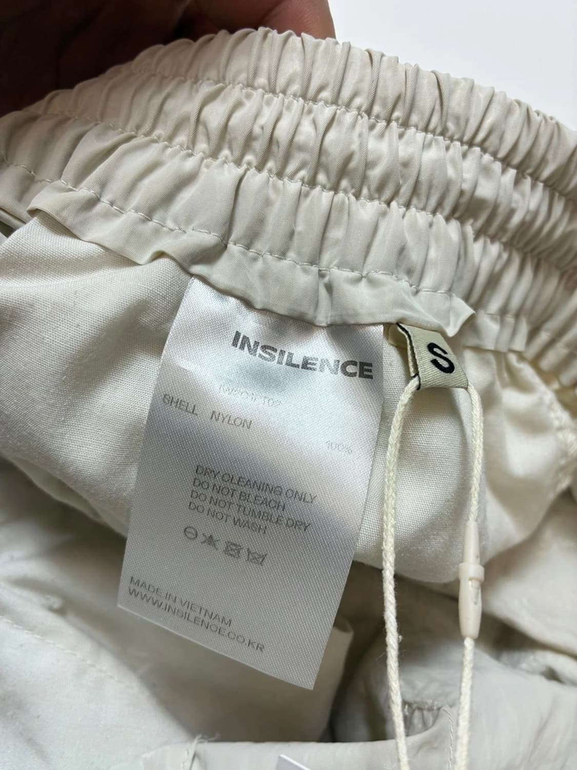 인사일런스 언발란스 배색 나일론 팬츠 PN9415 상품이미지8