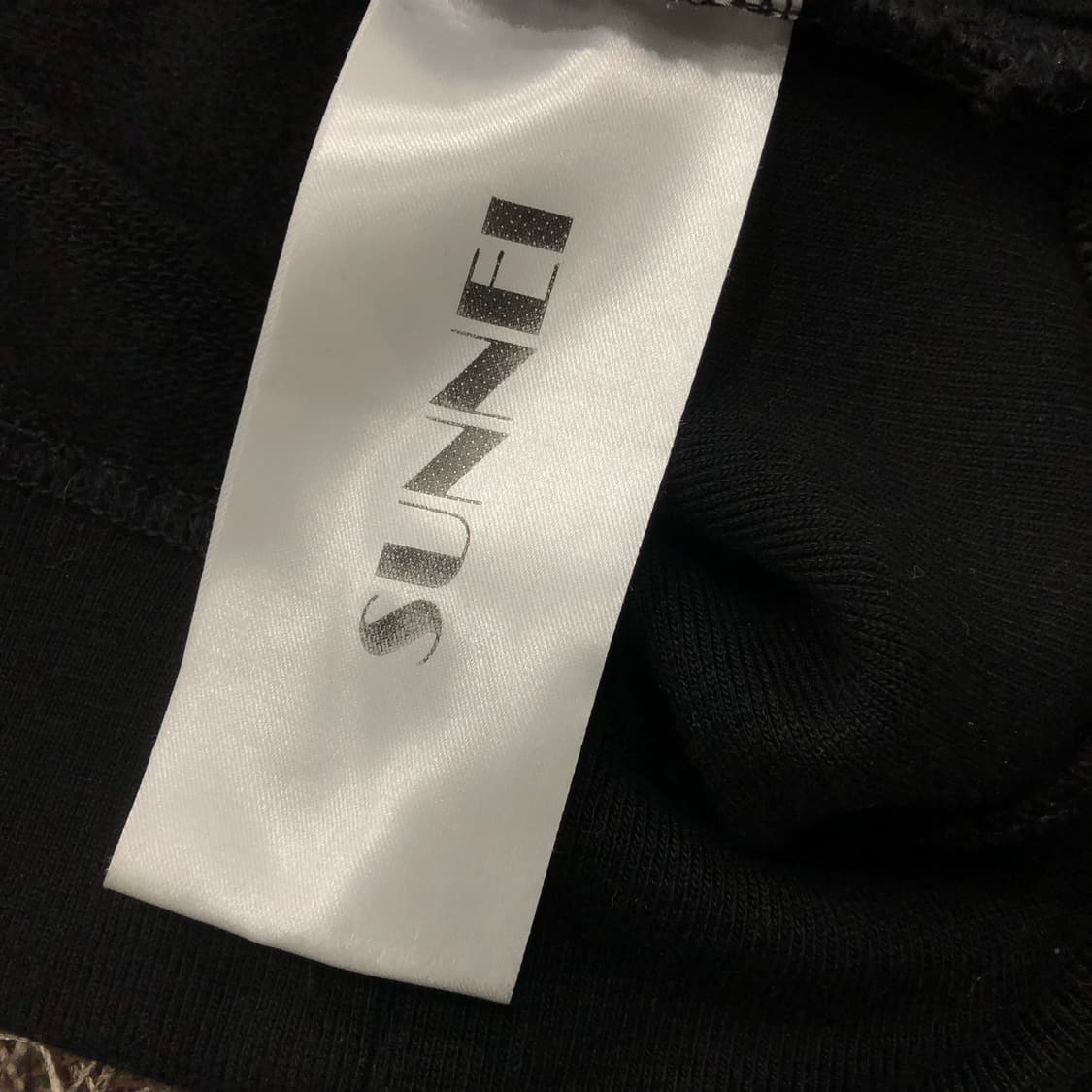 써네이 로고 후드티 상품이미지4