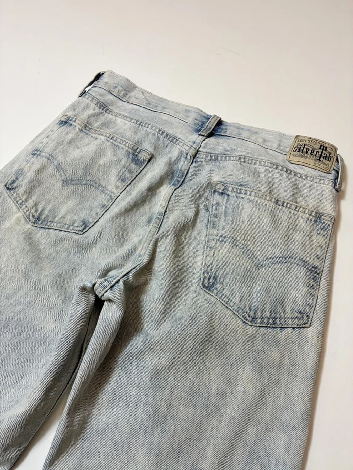 리바이스 00s 실버탭 루즈핏 데님 팬츠 PN8380 상품이미지4
