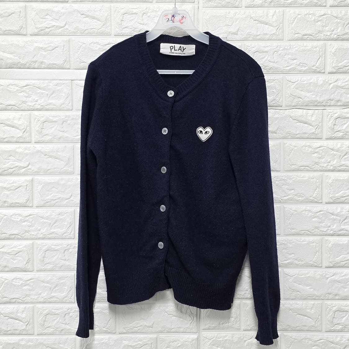 택포) 꼼데가르송 플레이 네이비 가디건 M 상품이미지1
