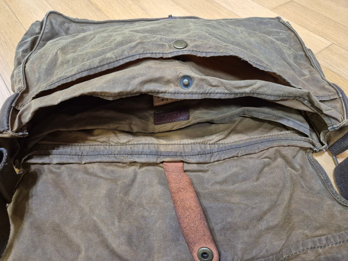 영국 british millerain x j crew 왁스 크로스백 상품이미지5