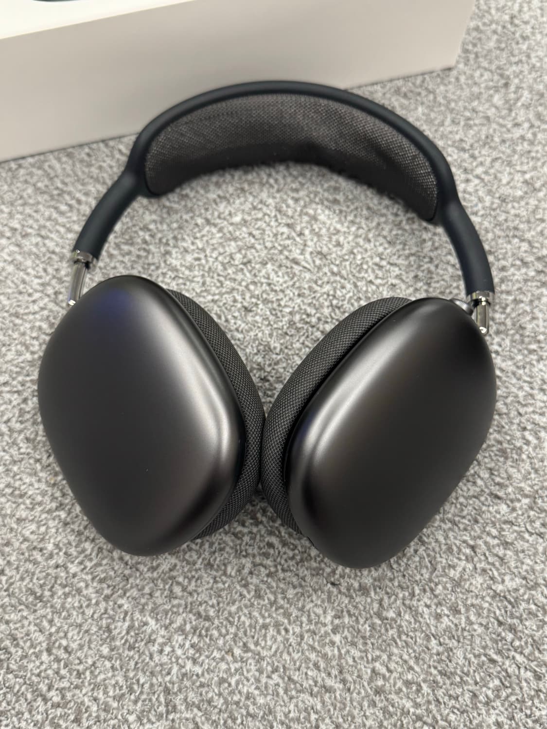 애플 에어팟 맥스 스페이스그레이 상품이미지7