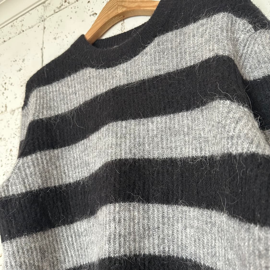 XS COS 코스 알파카 니트 상품이미지3