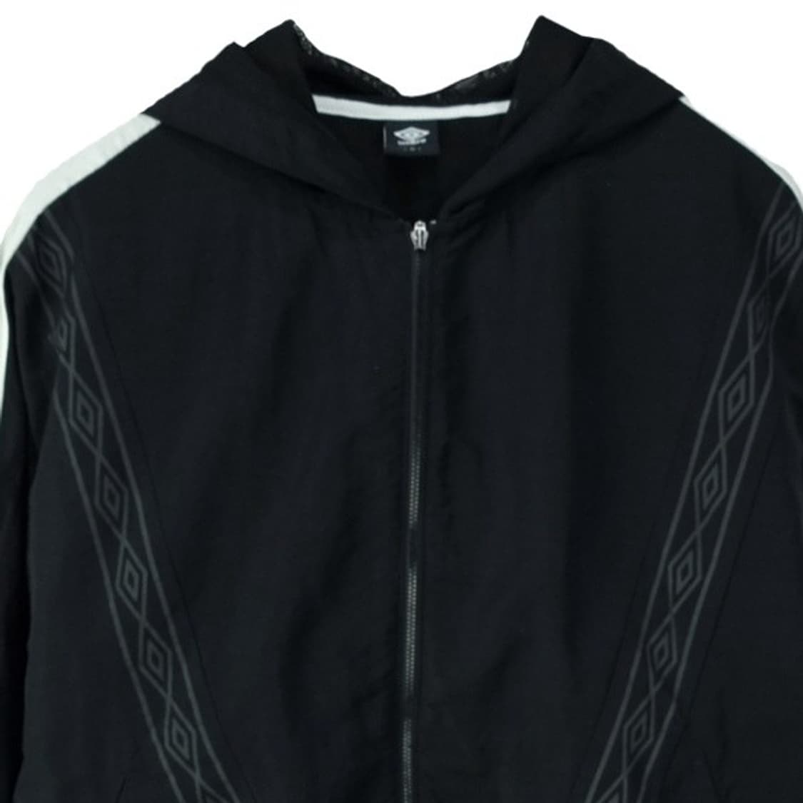 [엄브로] 오버핏 크롭 후드 바람막이 자켓 블랙 M19619 상품이미지4