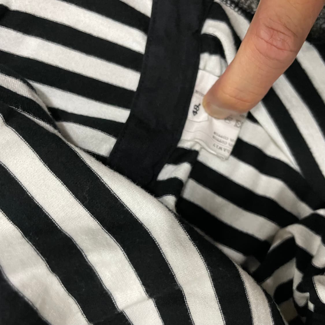 솔로이스트 스트라이프 티셔츠 상품이미지4