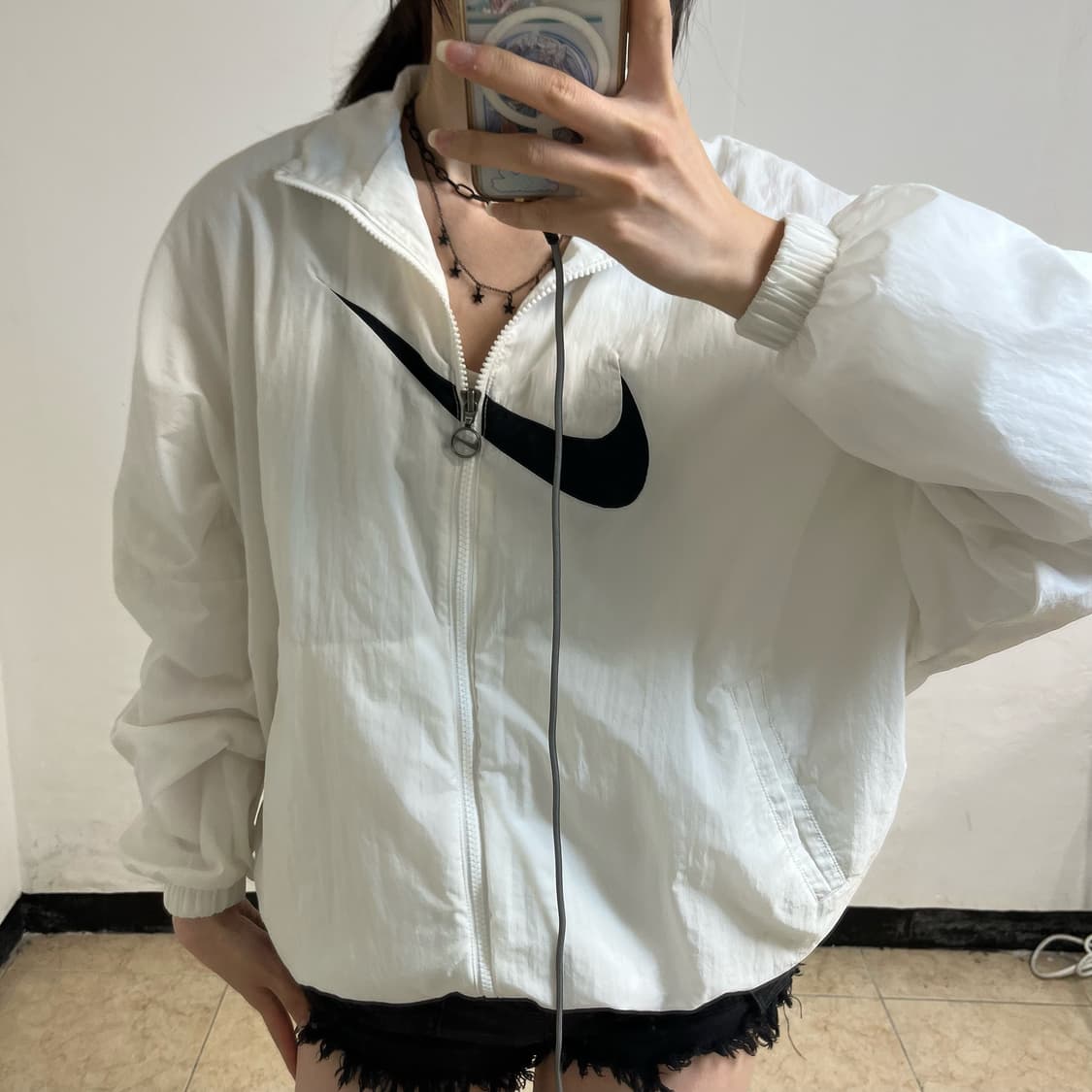 Nike Big Swoosh Center Logo Windbreaker 상품이미지3