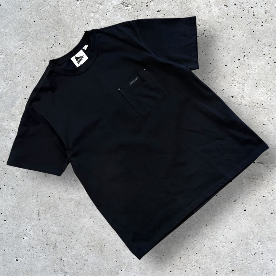 [L] 그라미치 x and wander 블랙 반팔 티셔츠 B819 상품이미지2