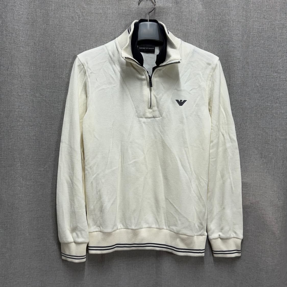 [M] 엠포리오 아르마니 카라 하프넥 반집업 니트 상품이미지1