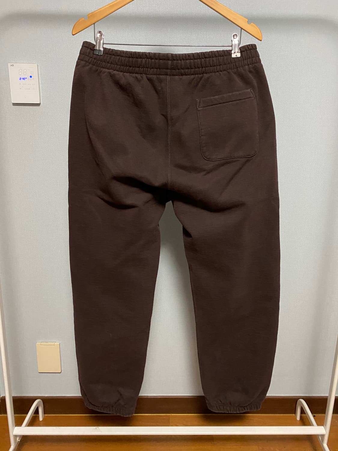 [L] 슈프림 스몰 로고 스웻팬츠 브라운 상품이미지2