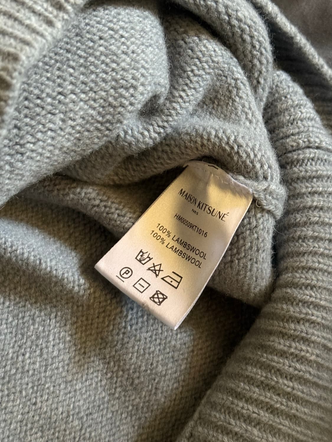 메종키츠네 빅폭스 헤드 램스울 니트 상품이미지3