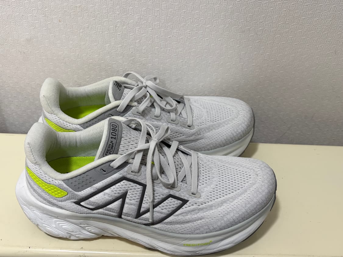 250) 뉴발란스 1080v13 그레이 상품이미지2