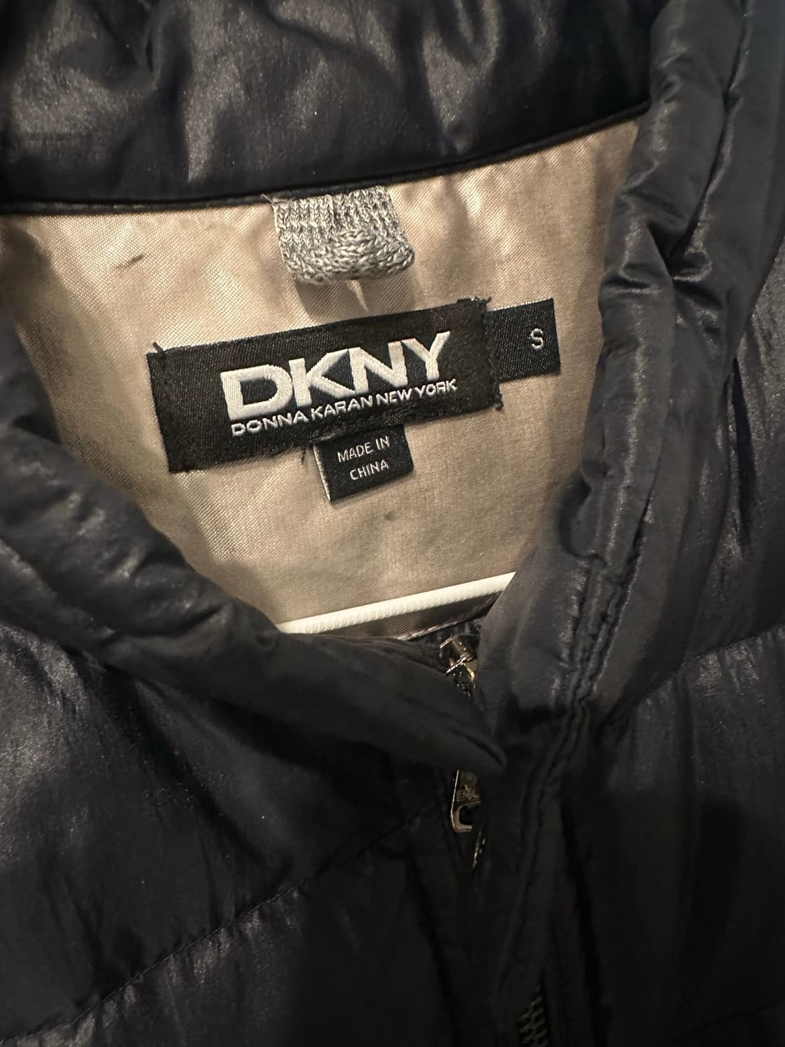 DKNY 패딩 상품이미지3