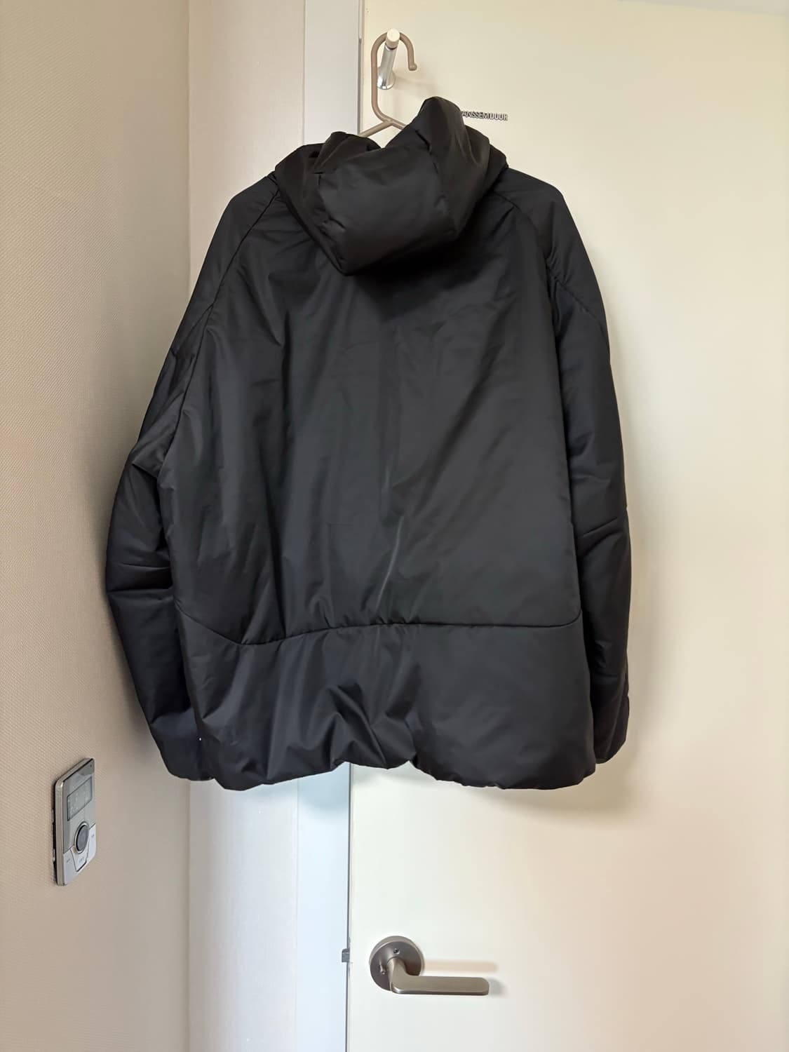 슈프림 윈드스토퍼 인슐레이티드 후드자켓 상품이미지2