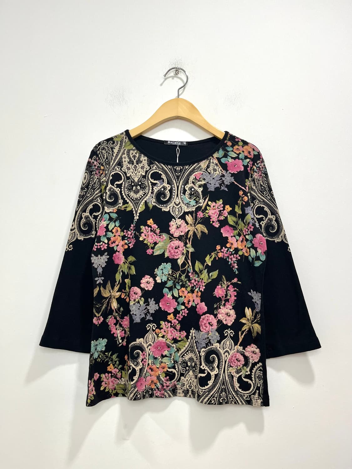 오리엔탈 페이즐리 플라워 큐빅 롱슬리브 티셔츠  상품이미지1