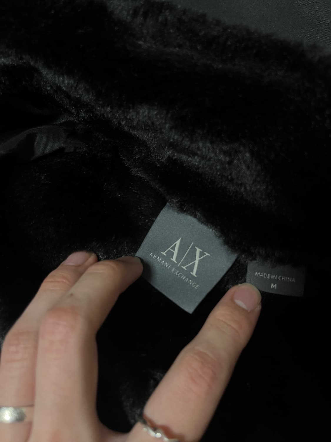 아르마니 익스체인지 라인 니트 집업 블랙 다크웨어 상품이미지5