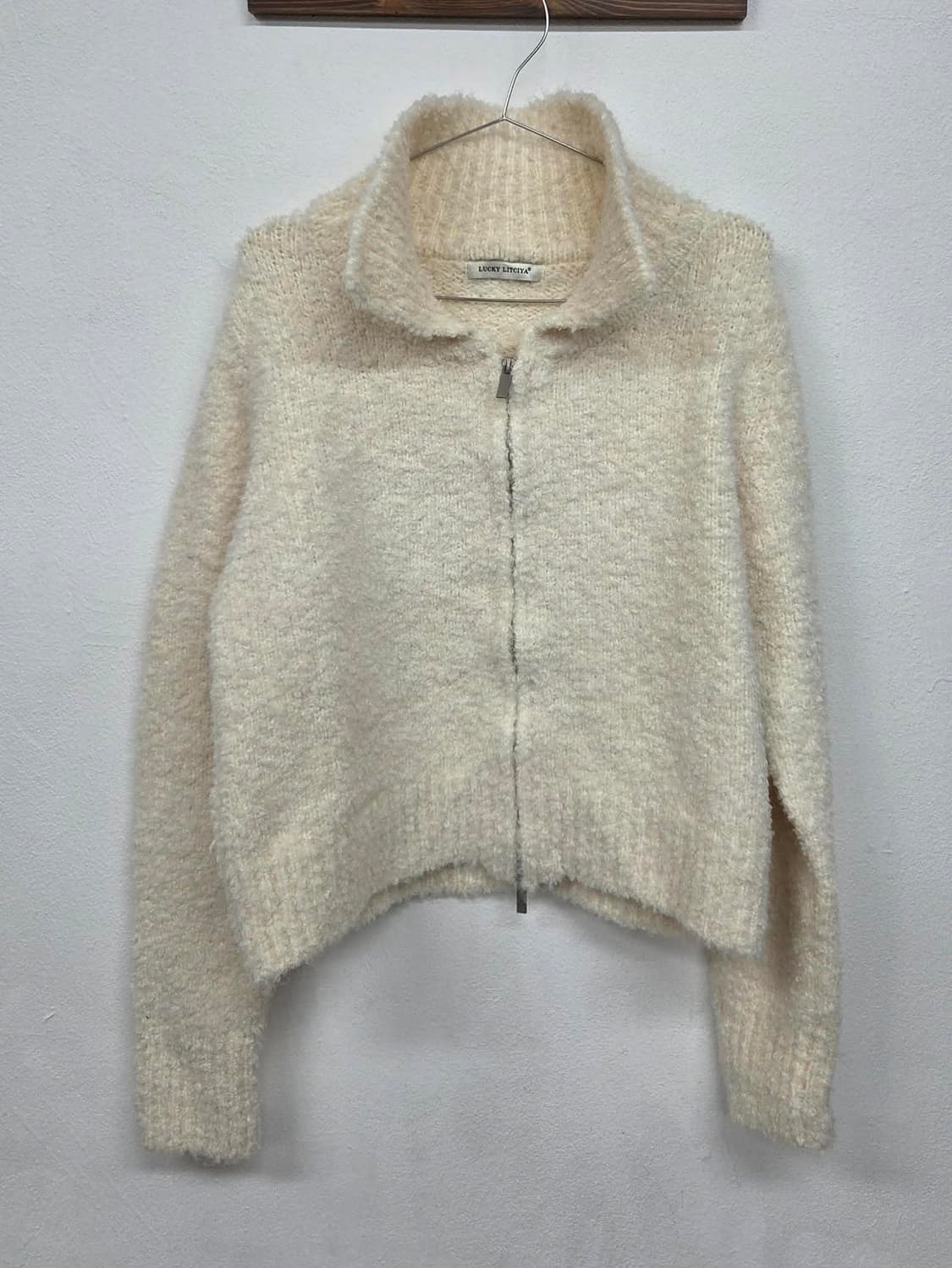 앙고라 아이보리 니트집업 자켓 상품이미지5