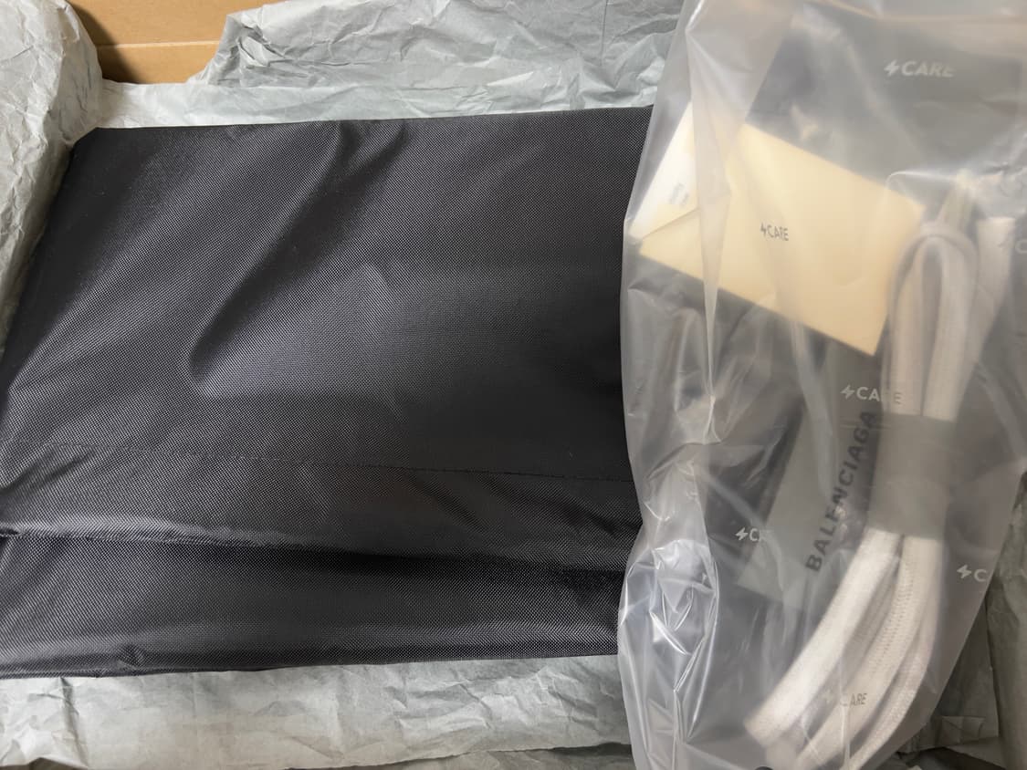 발렌시아가 카고 스니커즈 화이트 그레이 새상품(40) 상품이미지4