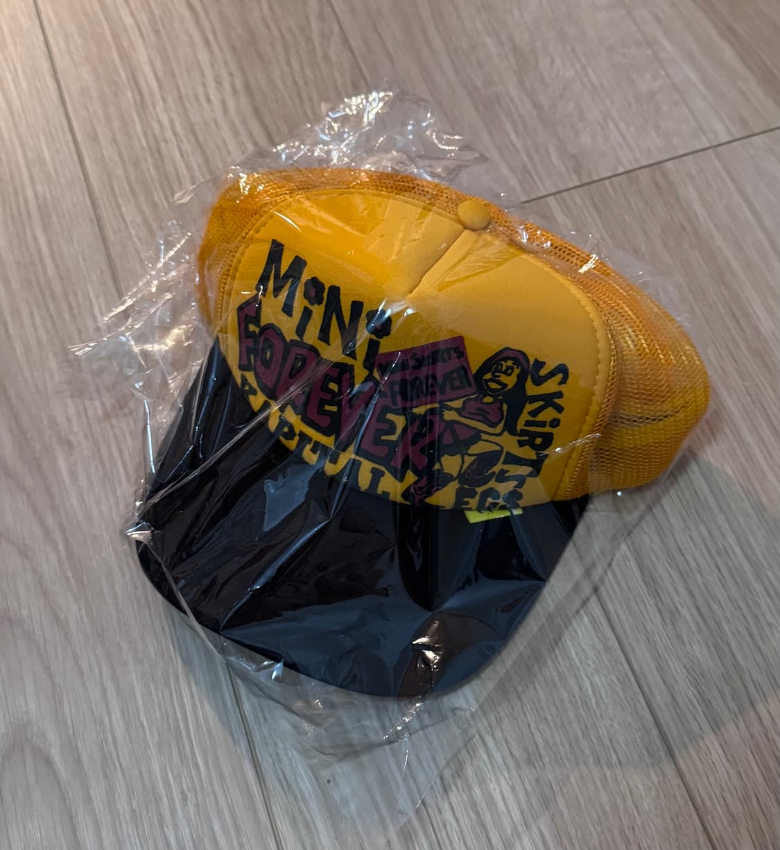 캐피탈 트러커캡 미니스커트 포에버 상품이미지1