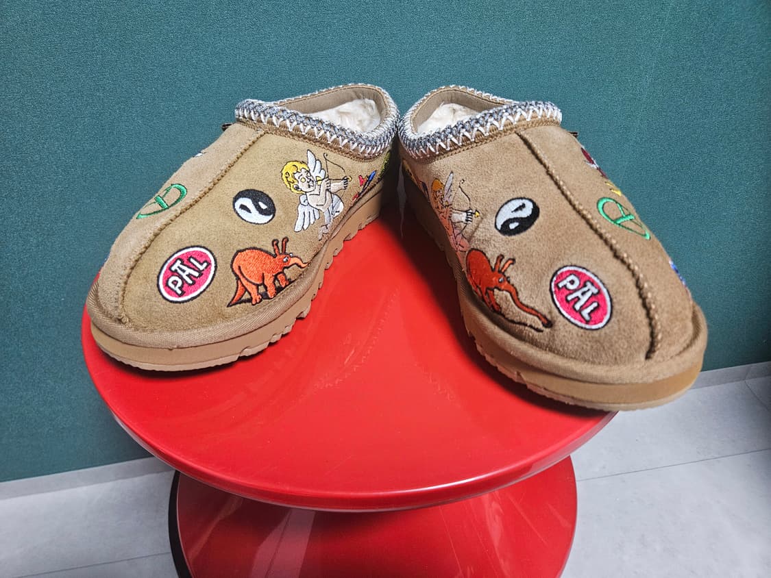 팔라스x어그 타스만 260 판매합니다. 상품이미지2