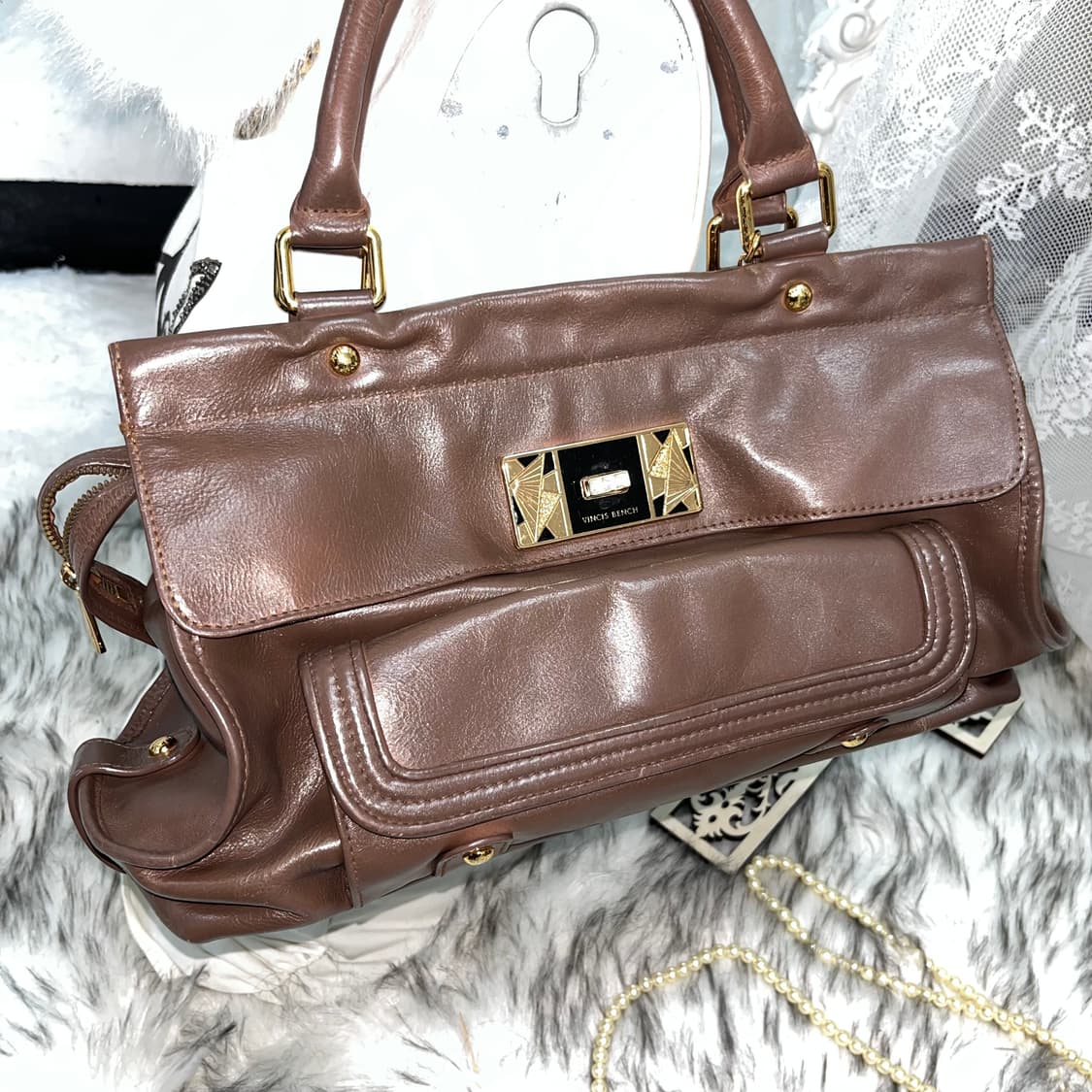 Vincis bench 브라운 숄더백 상품이미지2