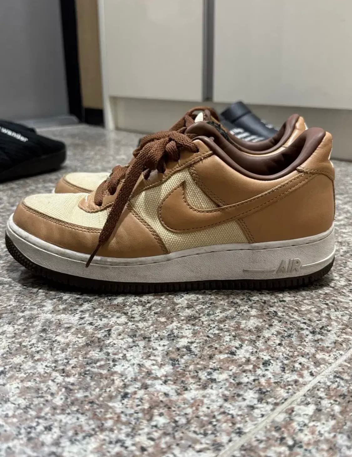 [245] 나이키 에어포스 1 로우 qs 아콘 2021 상품이미지4