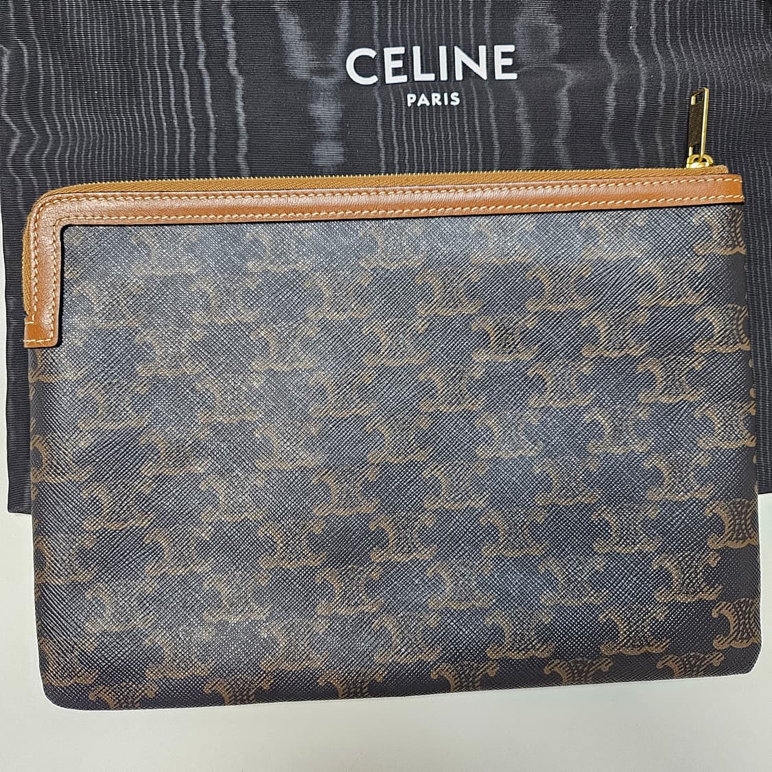 셀린느 트리오페 스몰 클러치 (정품) 상품이미지2