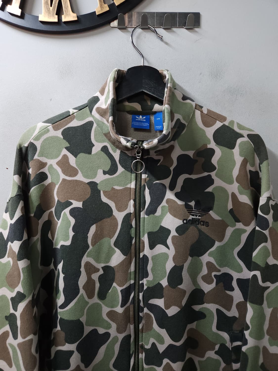 아디다스 베이프맛 루즈핏 여성 카모 집업 상품이미지3