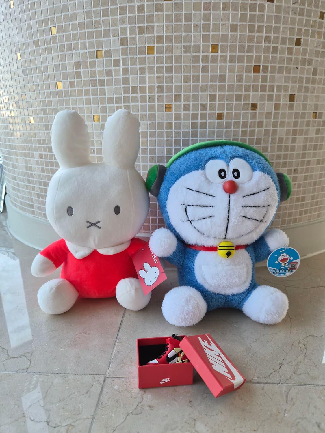도라에몽. 미피. 나이키 상품이미지5