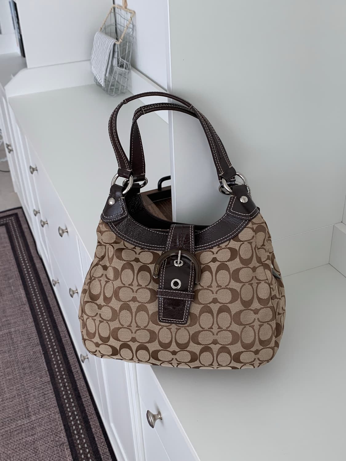 Coach Buckle Shoulder Bag Brown 🤎💼 상품이미지2