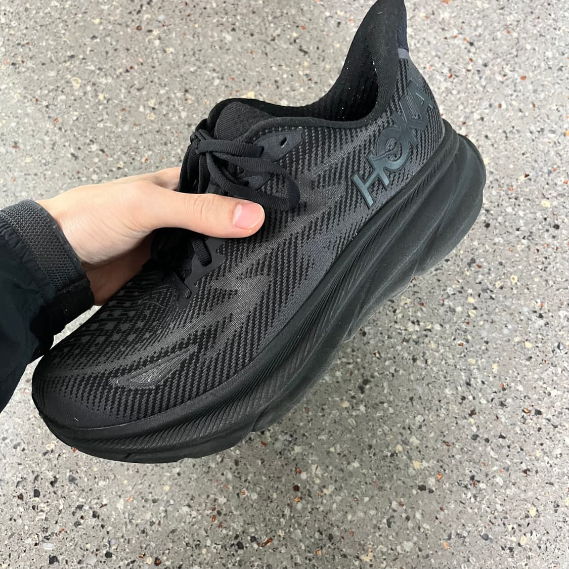 [2회착용]호카오네오네 클리프톤9 265 와이드 상품이미지1