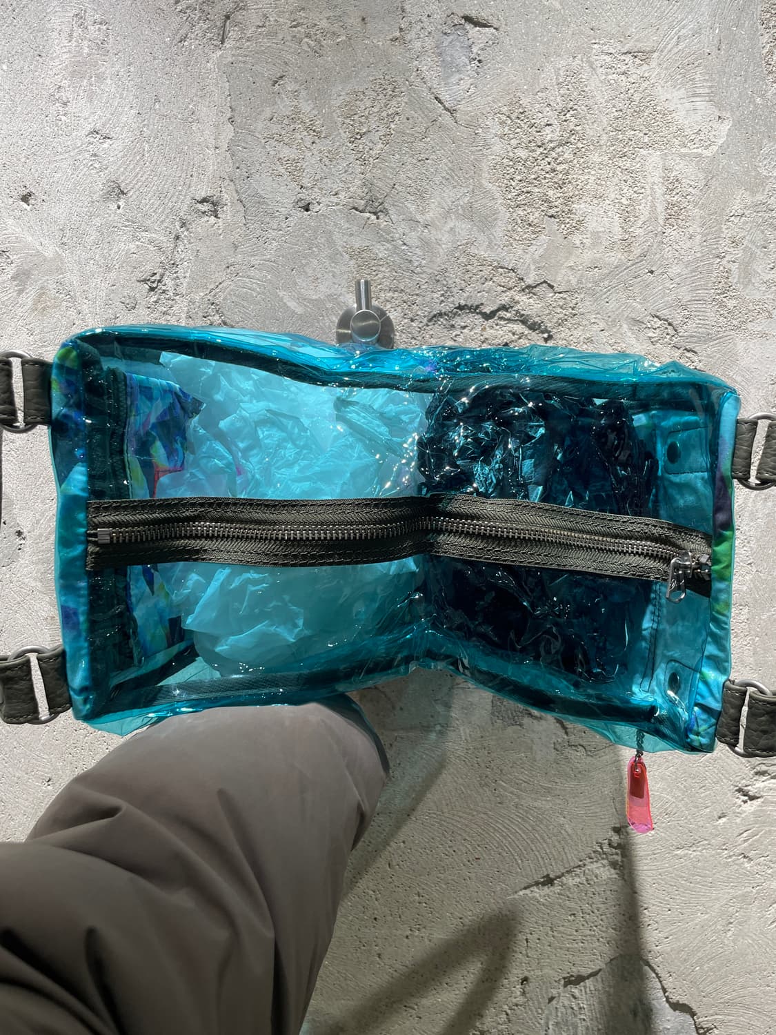 디젤 터쿼즈 pvc 토트백 상품이미지5