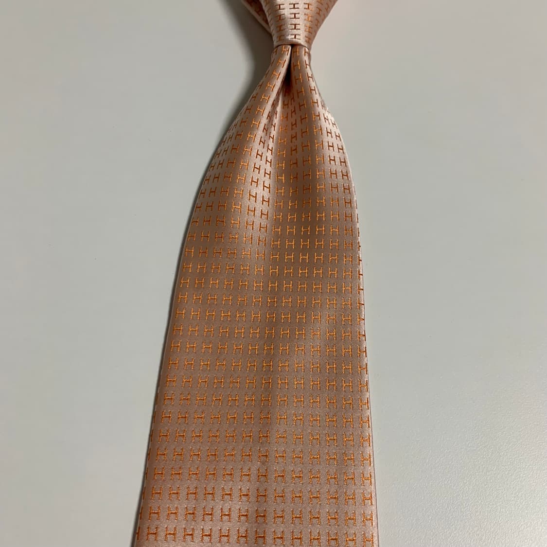 에르메스 H로고플레이 모노그램 프랑스 100실크 명품넥타이 최상급 상품이미지8