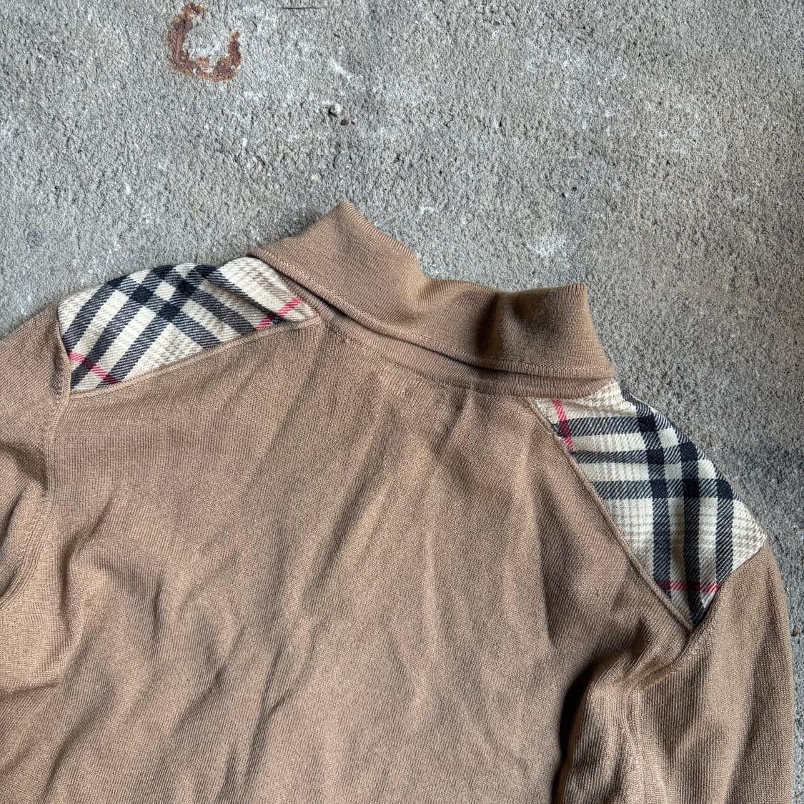 버버리 런던 브라운 노바 체크 울 카라 니트 상품이미지6