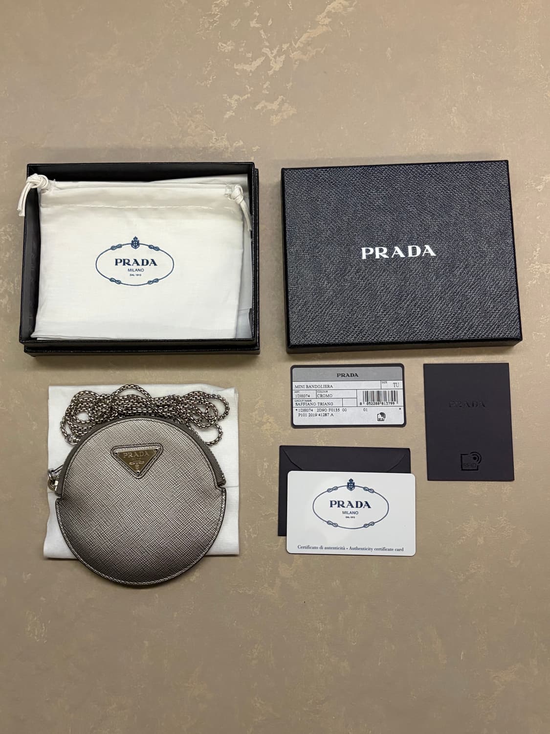 프라다 사피아노 라운드 크로스백 상품이미지7