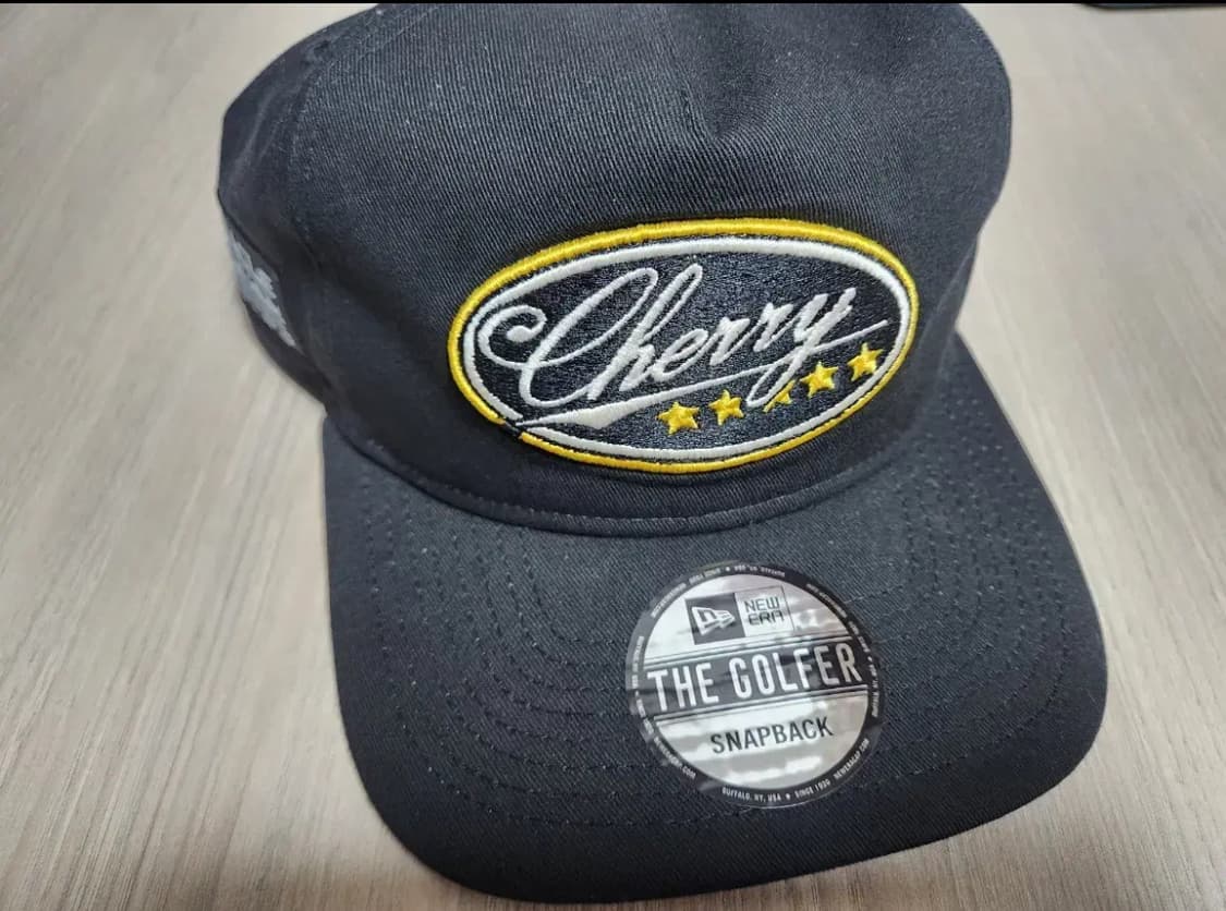 Cherry la * redbull cap 상품이미지1