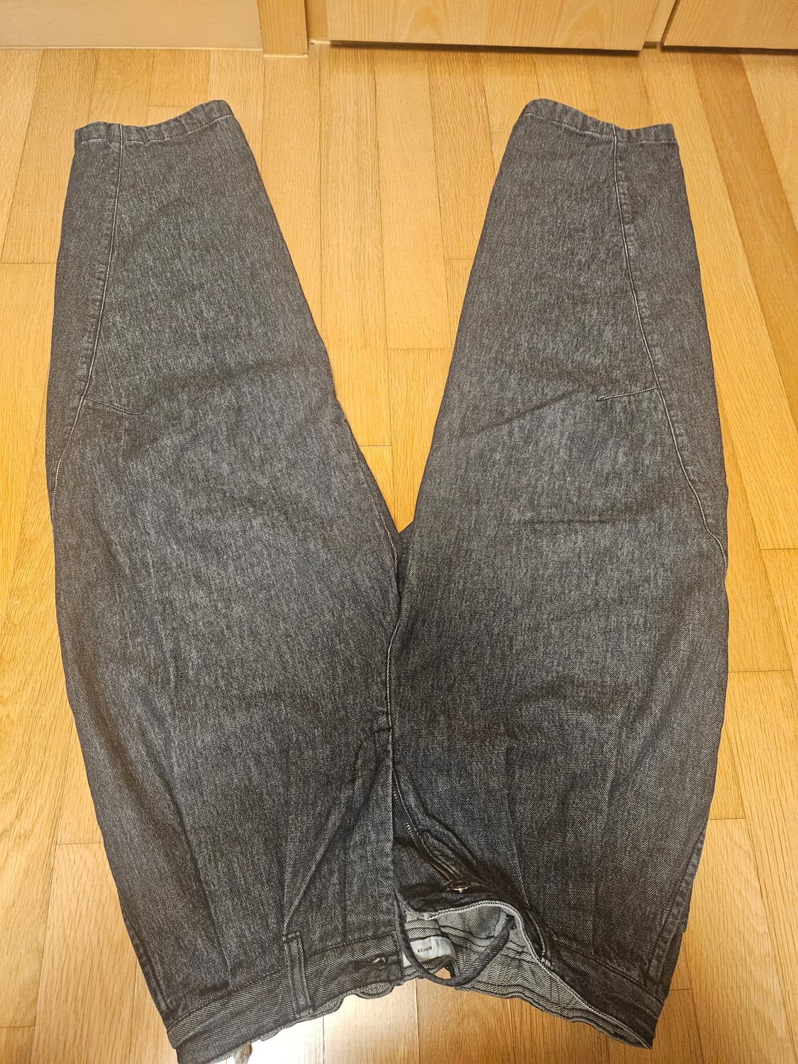 비이커 와이드 테이퍼드 데님 인디고002 상품이미지1