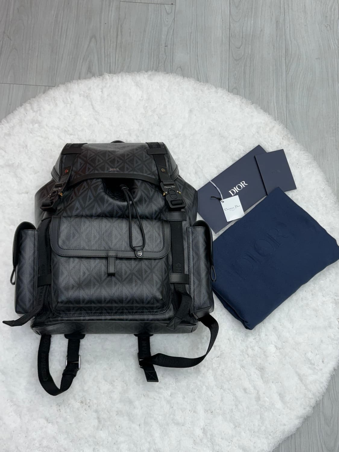 디올 CD 다이아몬드 힛 더 로드 백팩 상품이미지5