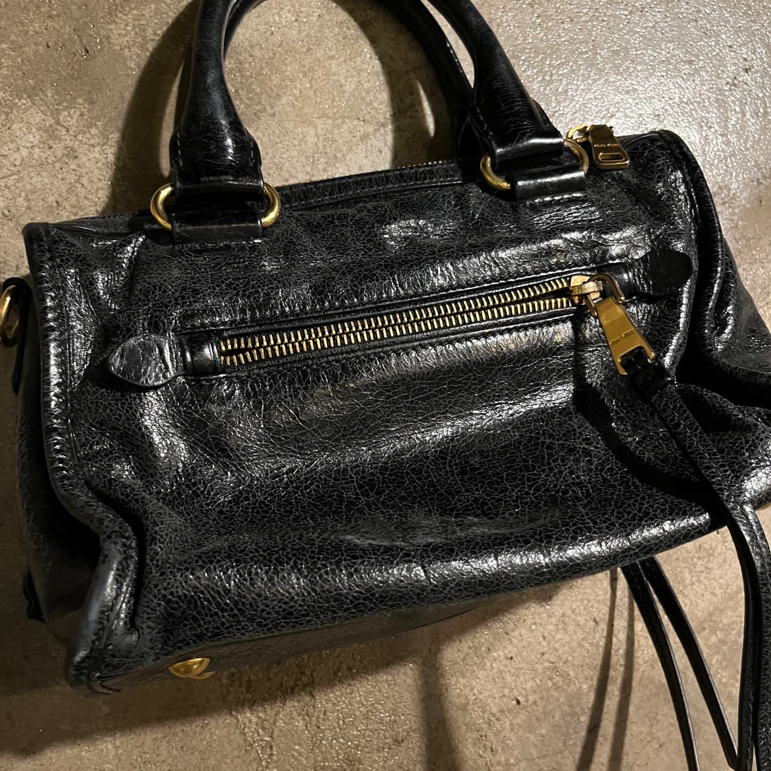 미우미우 핸드백 상품이미지7