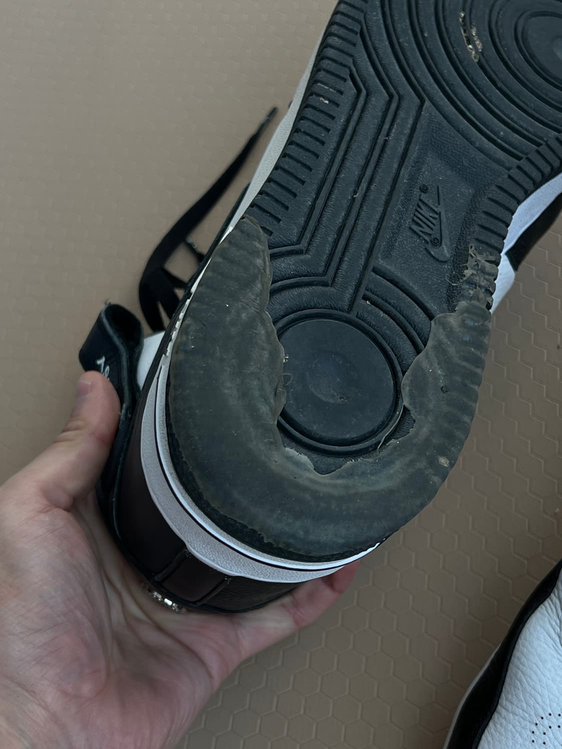 [급처] 나이키 스투시 에어포스 1 미드 310mm 상품이미지5