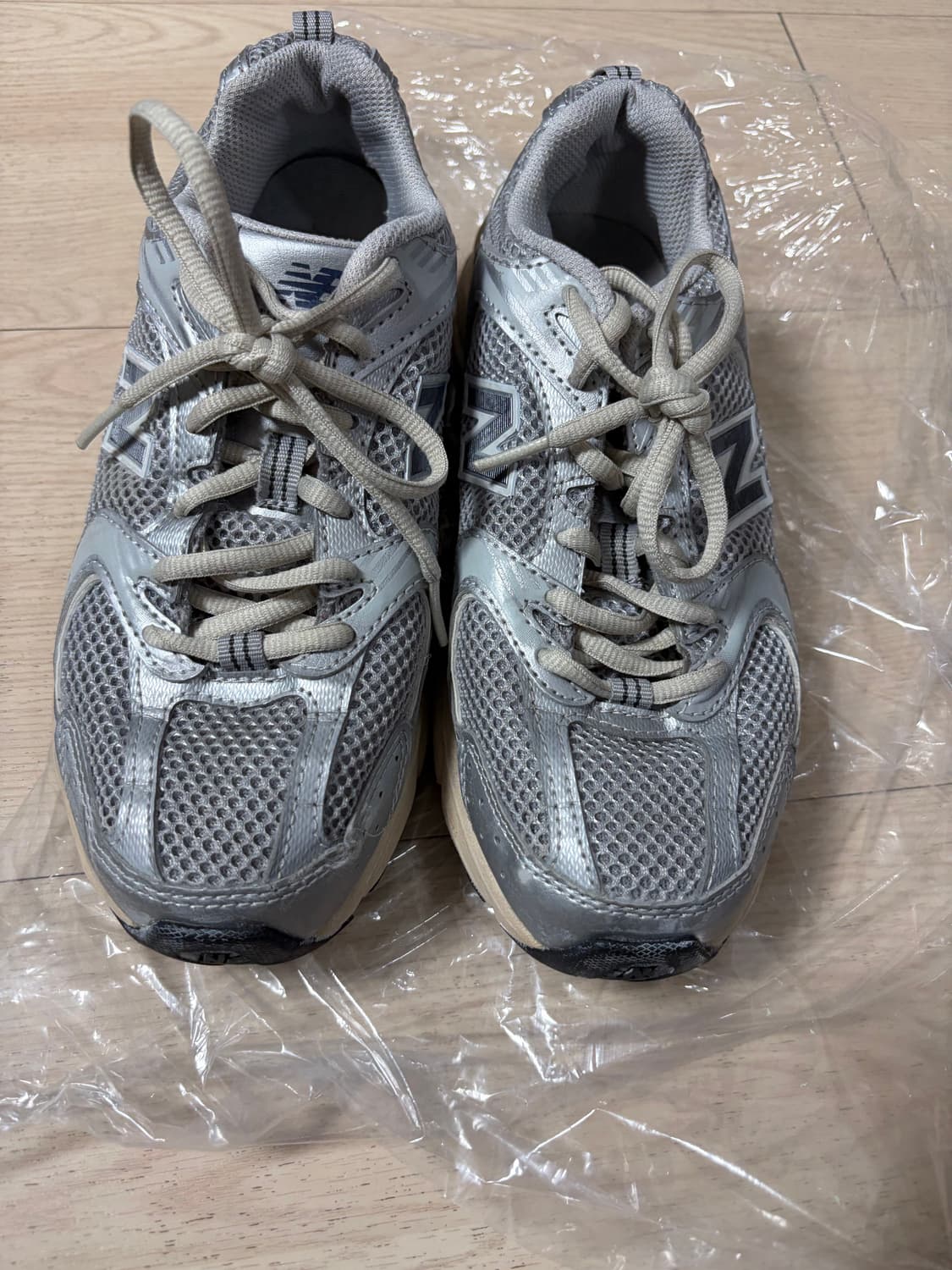 뉴발란스530 빈티지메탈릭실버 225 상품이미지4